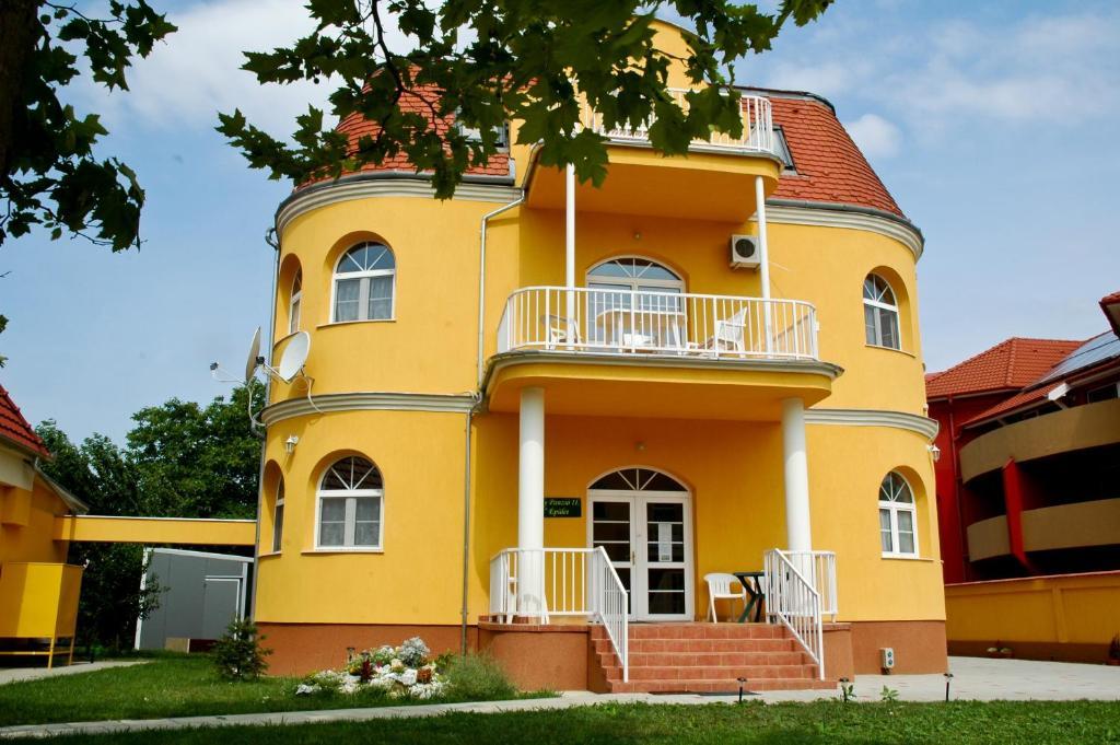 Hotel Kastely Panzio Ii. Hajdúszoboszló Exterior foto